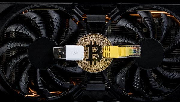 ¿Aumentó la producción de Bitcoin gracias a los mineros públicos en Enero?